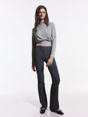 Bershka Sweter Półgolf Typu Perkins Kobieta Szary