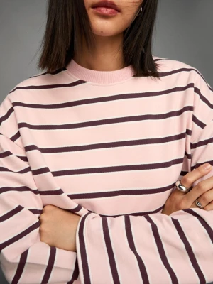 Zdjęcie produktu Bershka Sweter W Paski Kobieta Różowy