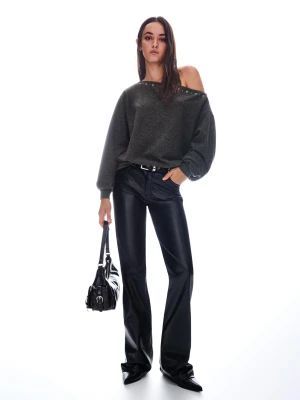 Bershka Sweter Z Dzianiny Z Ćwiekami Kobieta Szary