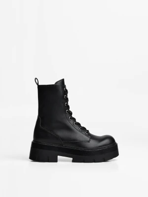 Bershka Sznurowane Botki Kobieta Czarny