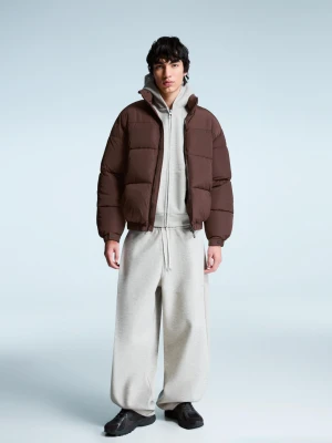 Bershka Techniczna Kurtka Typu Puffy Mężczyzna Brązowy