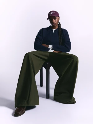 Bershka Techniczne Spodnie O Kroju Balloon Parachute Kobieta Zielony