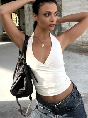 Zdjęcie produktu Bershka Techniczny Top Halter Kobieta Owies