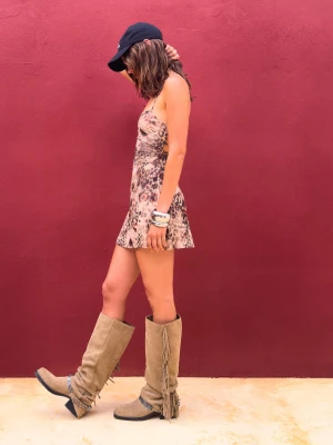 Bershka Tiulowa Sukienka Mini Na Ramiączkach W Zwierzęcy Wzór Kobieta Brązowy