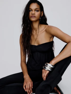 Bershka Top Bandeau Z Odkrytym Tyłem Kobieta Czarny