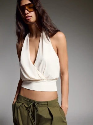 Bershka Top Halter Skrzyżowany Kobieta Kremowy