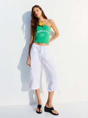 Bershka Top Halter Z Nadrukiem W Kwiaty Kobieta Zielony