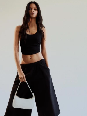 Bershka Top Halter Z Wiązaniem Na Plecach Kobieta Czarny