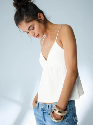 Bershka Top Na Ramiączkach Z Baskinką Kobieta Biały