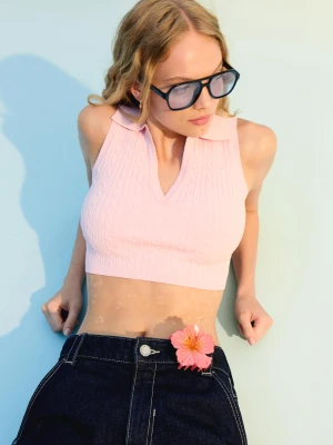 Bershka Top O Splocie Warkoczowym Z Kołnierzykiem Polo Kobieta Różowy