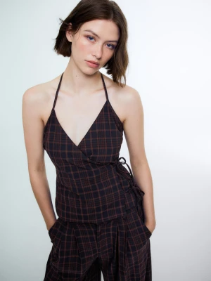 Bershka Top Z Dekoltem Halter Na Krzyż Kobieta Granatowy