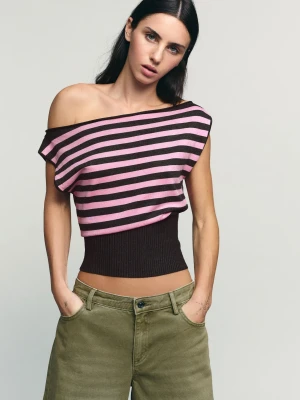 Bershka Top Z Dzianiny Z Dekoltem W Łódkę Kobieta Różowy