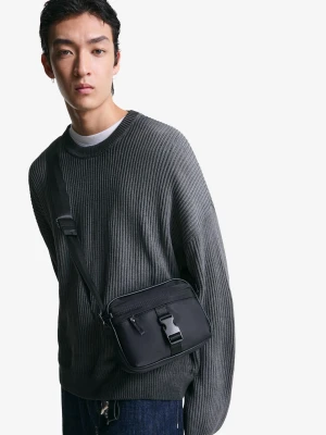 Bershka Torba Crossbody Mężczyzna Czarny