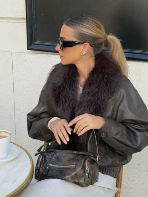 Bershka Torba Z Wieloma Kieszeniami Kobieta Khaki