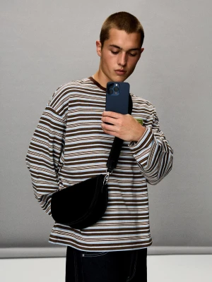 Bershka Torebka Crossbody Półksiężyc Mężczyzna Czarny