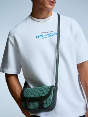 Bershka Torebka Crossbody Z Nadrukiem Mężczyzna Zielony