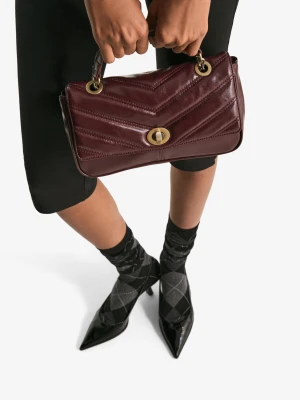 Bershka Torebka Na Ramię Pikowana Ze Sztucznej Skóry Kobieta Bordowy