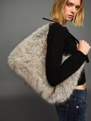 Bershka Torebka Na Ramię Z Efektem Futra Kobieta Szary