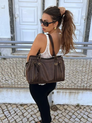 Bershka Torebka Z Zamkami I Ćwiekami Kobieta Brązowy