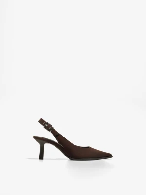 Bershka Wsuwane Buty Bez Pięty Na Obcasie Typu Kaczuszka Kobieta Brązowy