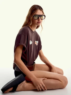 Bershka Wzorzysta Koszulka Oversize Z Krótkim Rękawem Kobieta Brązowy