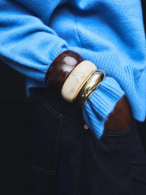 Bershka Zestaw 3 Bransoletek Z Efektem Żywicy Kobieta Brązowy