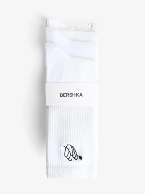 Bershka Zestaw 3 Par Skarpetek Z Haftem Mężczyzna Biały
