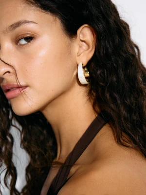 Bershka Zestaw 3 Pierścionków Z Edycji Specjalnej Kobieta Biały