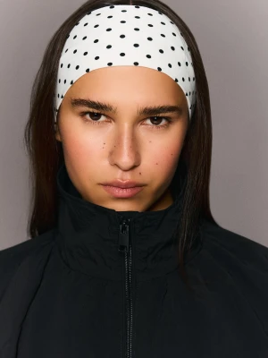 Bershka Zestaw Dwóch Opasek Do Włosów Z Nadrukiem Kobieta Czarny