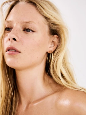 Bershka Zestaw Kolczyków Kół Ze Stali Nierdzewnej Kobieta Złoty