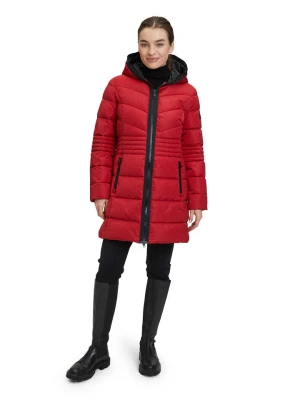 Betty Barclay Płaszcz pikowany w kolorze czerwonym rozmiar: 48