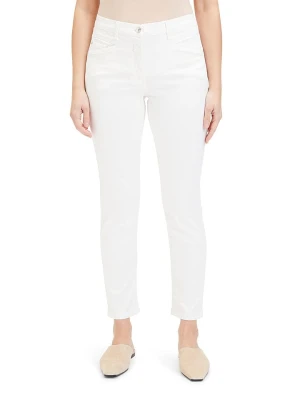 Betty Barclay Spodnie - Slim fit - w kolorze białym rozmiar: 44