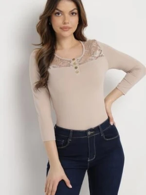 Beżowa Bawełniana Bluzka z Ozdobnymi Napami i Wstawką z Koronki Betolia las garras
