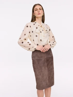 Beżowa bluzka w grochy z szarfą TARANKO