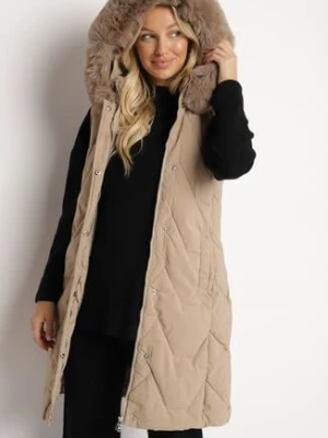Beżowa Kamizelka Pikowana z Futerkiem i Kapturem Innarella jstyle