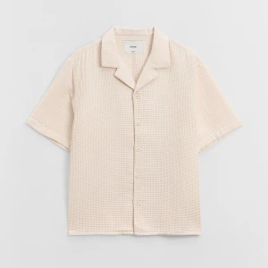 Beżowa koszula z krótkim rękawem i wafelkową strukturą House
