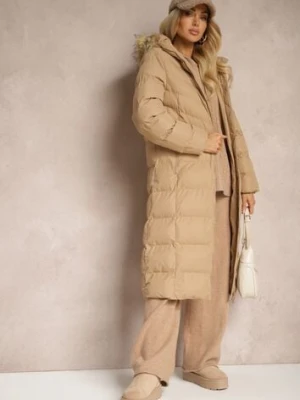 Beżowa Kurtka Zimowa z Pikowanymi Przeszyciami i Kapturem z Futrem Alirina j.style