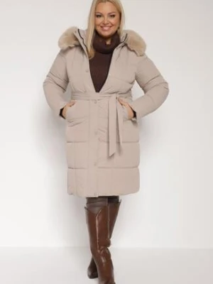 Beżowa Pikowana Kurtka z Kapturem z Futrem i Wiązanym Paskiem Mevinatia rosse line