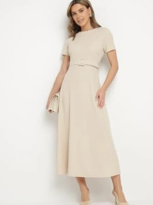 Beżowa Rozkloszowana Sukienka Ozdobiona Paskiem Desianna lovery