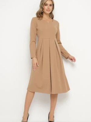 Beżowa Rozkloszowana Sukienka Wieczorowa ze Szpiczastym Dekoltem Temithiel new collection