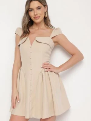Beżowa Rozkloszowana Sukienka z Ozdobnym Dekoltem i Guzikami Salasesia allyson