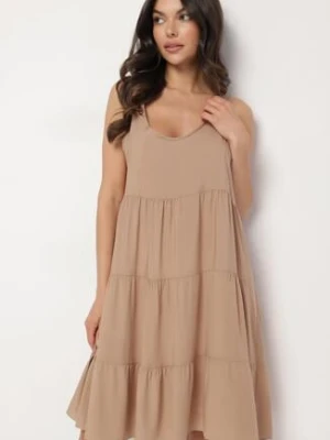 Beżowa Sukienka a Rozkloszowana Sukienka na Ramiączkach z Falbanami Criselles defox