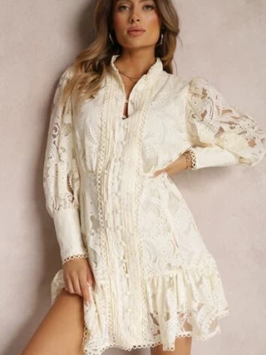 Beżowa Sukienka Koronkowa z Falbanką Hermamna