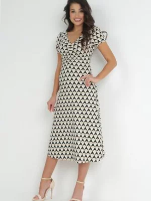 Beżowa Sukienka Taliowana z Marszczeniem w Geometryczny Wzór Garnette by swan