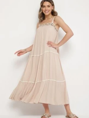 Beżowa Wiskozowa Sukienka o Rozkloszowanym Kroju z Biżuteryjnym Zdobieniem Mevinda rosa