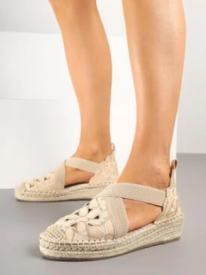 Beżowe Ażurowe Sandały Vices na Koturnie Manitte