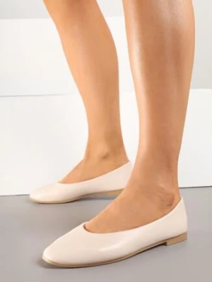 Zdjęcie produktu Beżowe Balerinki w Minimalistycznym Stylu Davivari