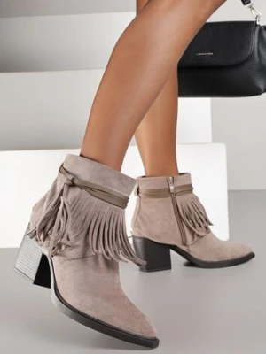 Beżowe Botki Kowbojki na Stożku Ozdobione Frędzlami Umvila c'm paris