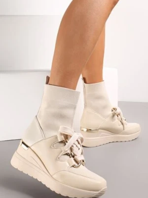 Beżowe Botki na Koturnie z Elastyczną Cholewką Tinesa