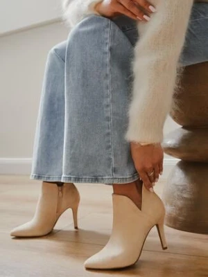 Beżowe Botki Vices na Szpilce Ozdobione Wycięciem Ellianis